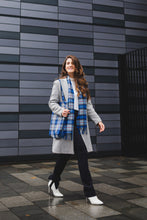 Load image into Gallery viewer, Lambswool Scarf