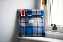 Load image into Gallery viewer, Zip Pouch