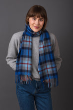 Load image into Gallery viewer, Lambswool Scarf